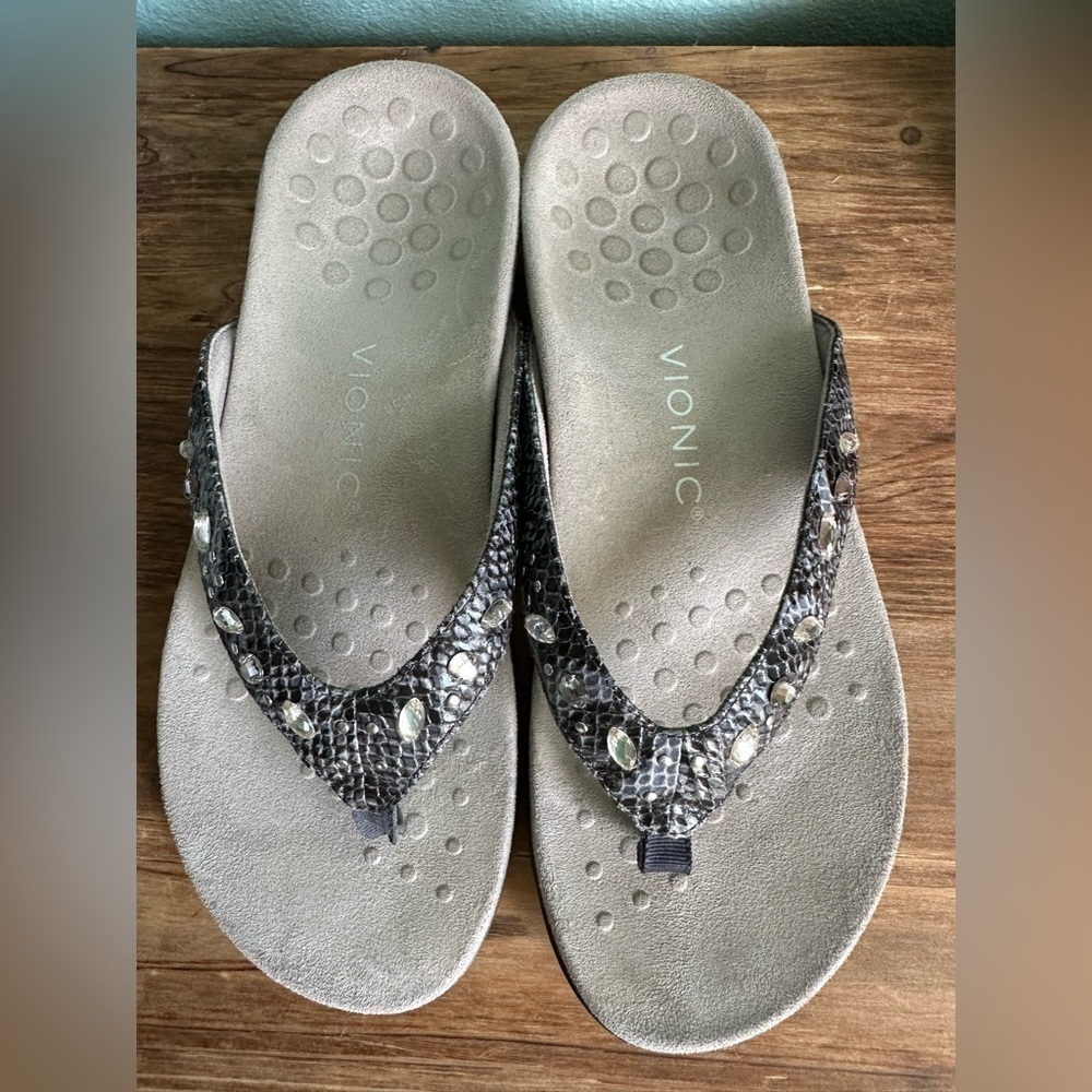 Vionic Lucia Women’s 9.5 Black Snake Print Rhinestone Crystal Comfort Sandals